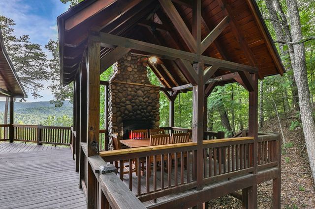 175 Cochise Road, Blue Ridge, GA 30513