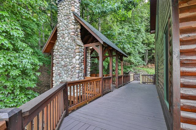 175 Cochise Road, Blue Ridge, GA 30513