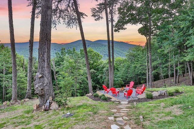 175 Cochise Road, Blue Ridge, GA 30513