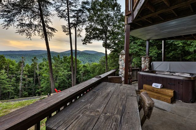 175 Cochise Road, Blue Ridge, GA 30513