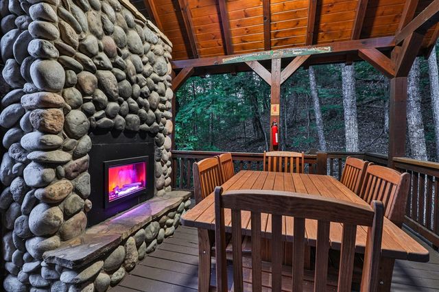 175 Cochise Road, Blue Ridge, GA 30513