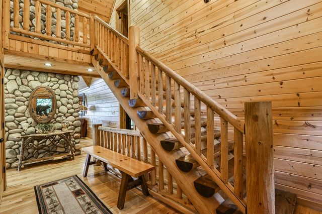 175 Cochise Road, Blue Ridge, GA 30513