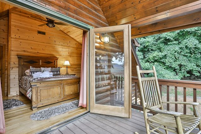 175 Cochise Road, Blue Ridge, GA 30513