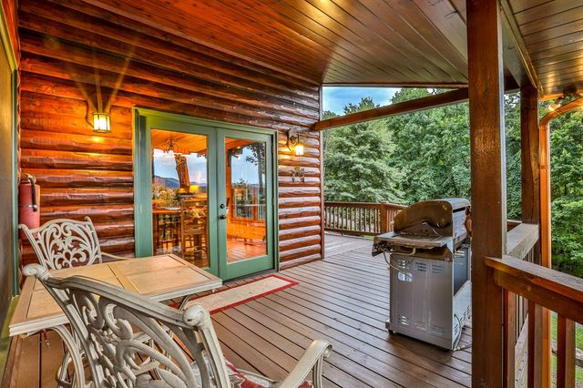 175 Cochise Road, Blue Ridge, GA 30513