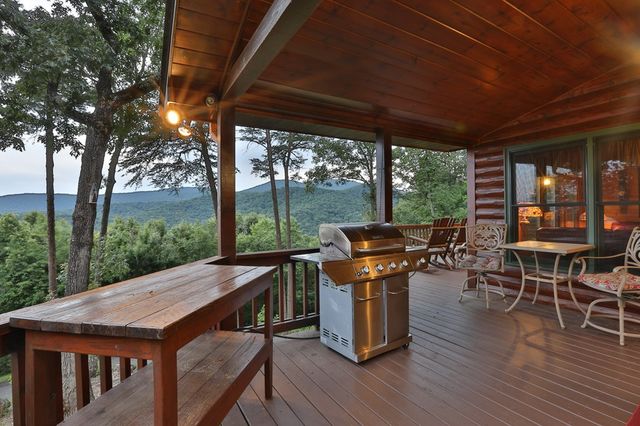 175 Cochise Road, Blue Ridge, GA 30513