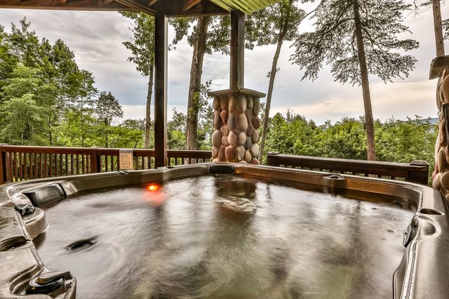 175 Cochise Road, Blue Ridge, GA 30513