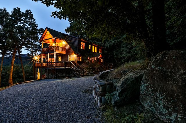 175 Cochise Road, Blue Ridge, GA 30513