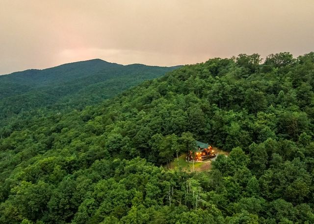 175 Cochise Road, Blue Ridge, GA 30513