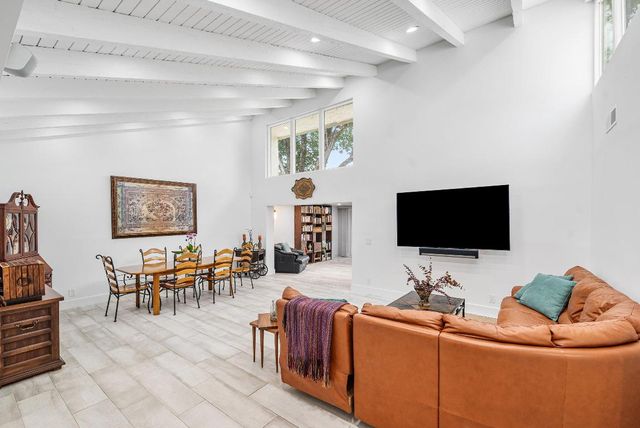 21680 Tall Palm Circle 12-B, Boca Raton, FL 33433