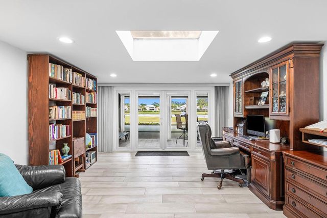 21680 Tall Palm Circle 12-B, Boca Raton, FL 33433