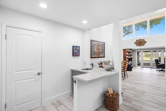 21680 Tall Palm Circle 12-B, Boca Raton, FL 33433