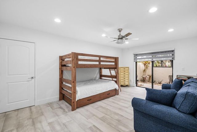 21680 Tall Palm Circle 12-B, Boca Raton, FL 33433