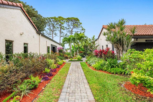 21680 Tall Palm Circle 12-B, Boca Raton, FL 33433
