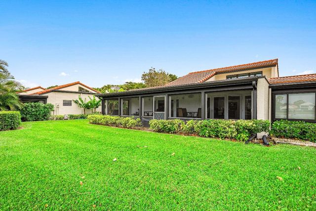 21680 Tall Palm Circle 12-B, Boca Raton, FL 33433