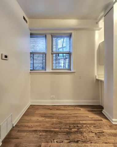 3746 W Irving Park Road GDN, Chicago, IL 60618