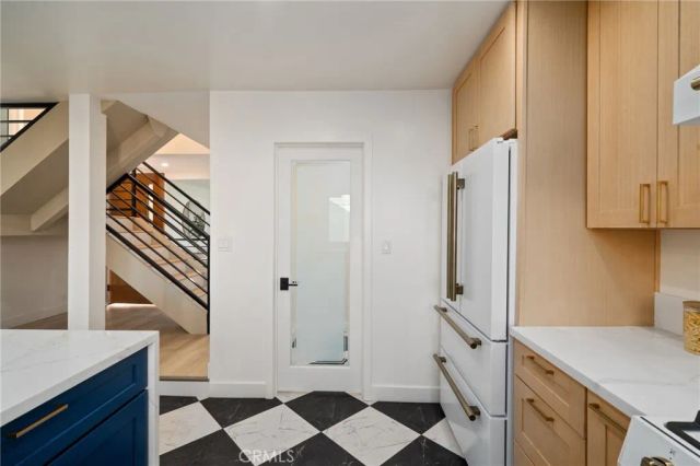 332 Flint Avenue, Long Beach, CA 90814