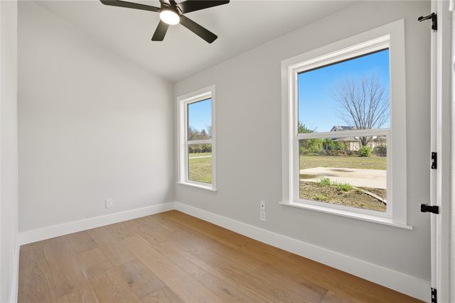 8095 County Road 3415, Lone Oak, TX 75453