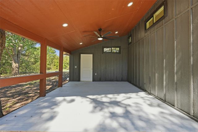 8095 County Road 3415, Lone Oak, TX 75453