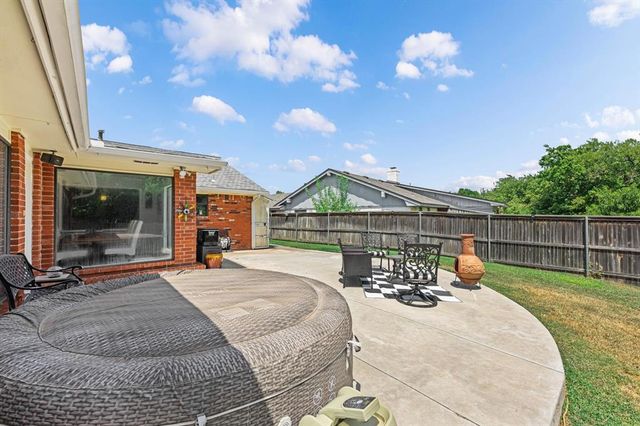 8208 NW 114th Street, Oklahoma City, OK 73162