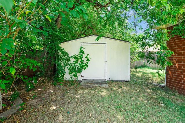8208 NW 114th Street, Oklahoma City, OK 73162