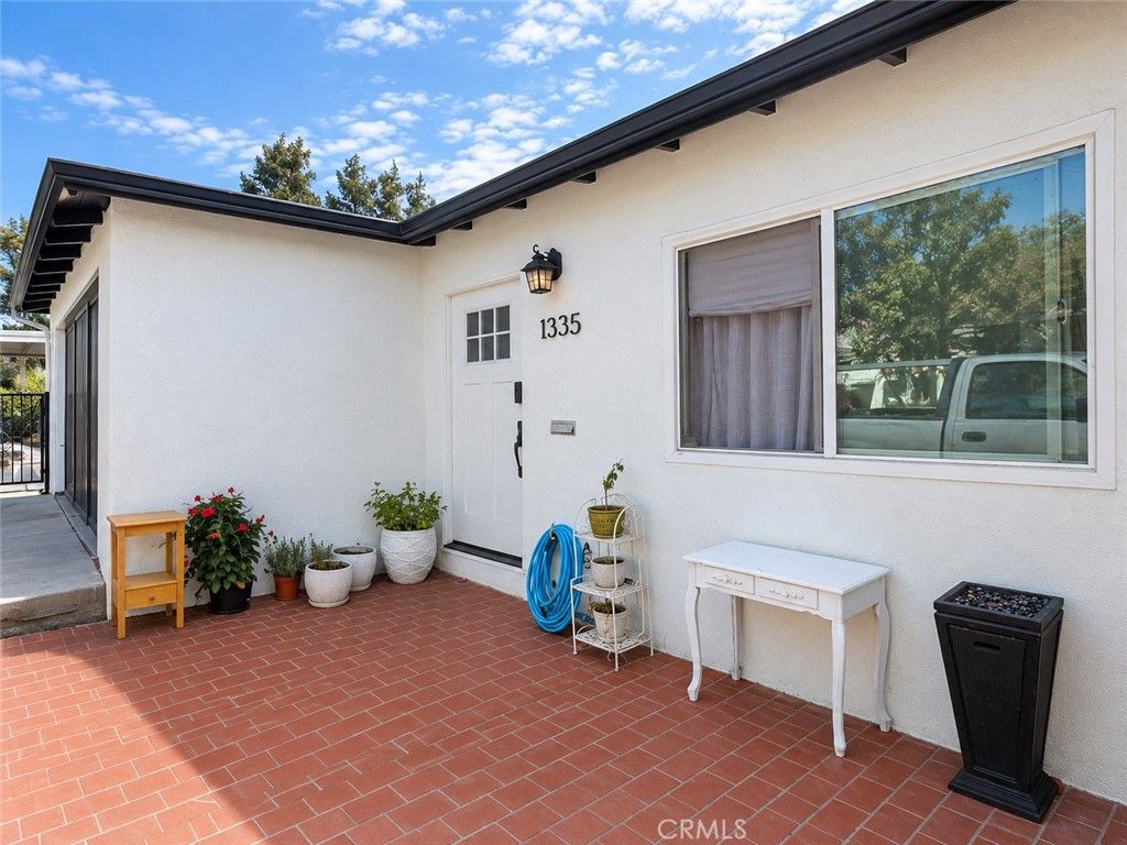 1335 Helen, Los Angeles, CA 90063 — photo 2