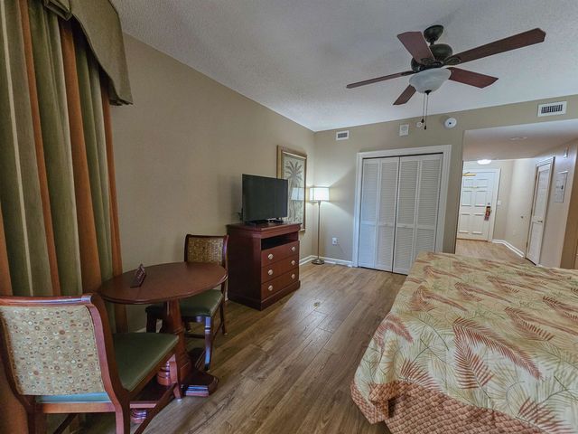 9994 Beach Club Dr Apt 505, Myrtle Beach, SC 29572