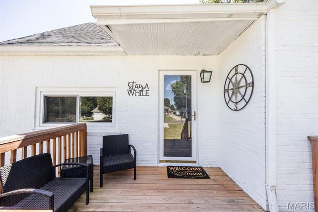 749 E Woodland Drive, East Alton, IL 62024