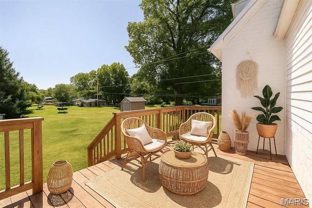 749 E Woodland Drive, East Alton, IL 62024