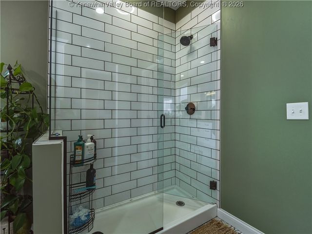 96 Mercy Way, Hurricane, WV 25526