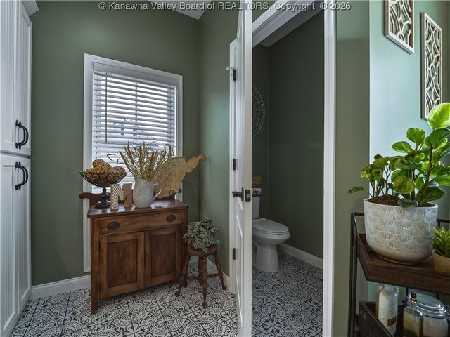 96 Mercy Way, Hurricane, WV 25526