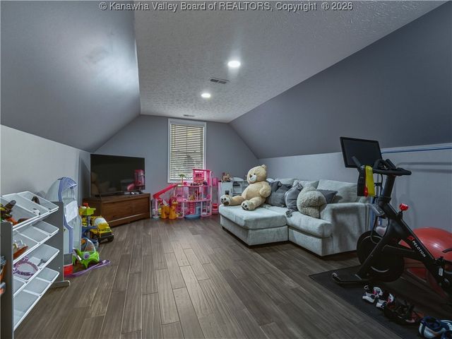 96 Mercy Way, Hurricane, WV 25526