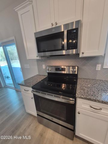 125 Lancashire Lane, Seven Lakes, NC 27376