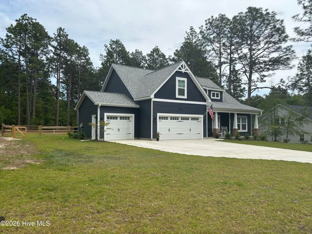 125 Lancashire Lane, Seven Lakes, NC 27376