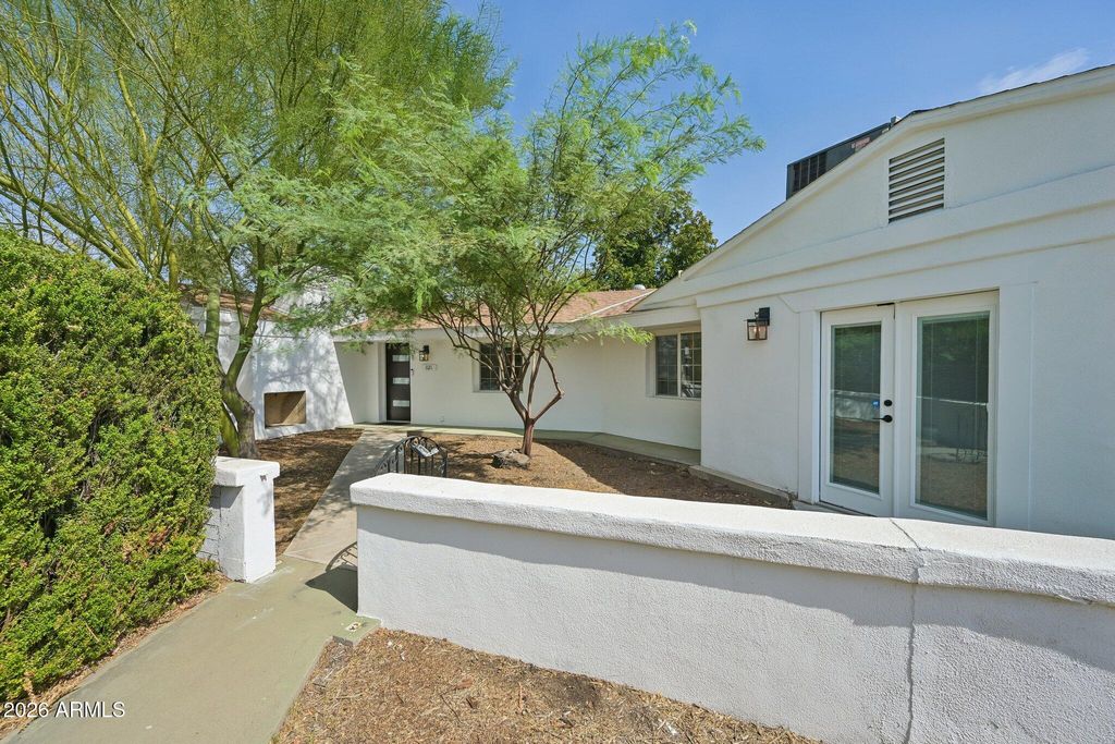 1121 W BETHANY HOME Road, Phoenix, AZ 85013 — photo 5