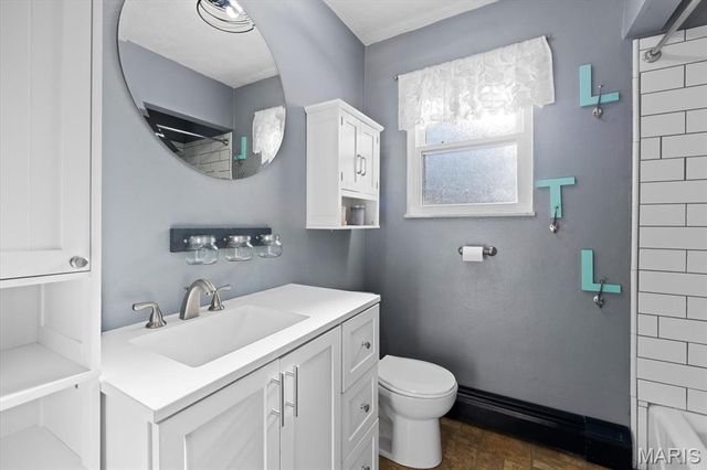 123 E School Street, Fairview Heights, IL 62208