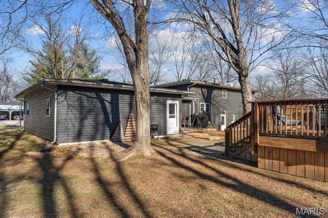 123 E School Street, Fairview Heights, IL 62208