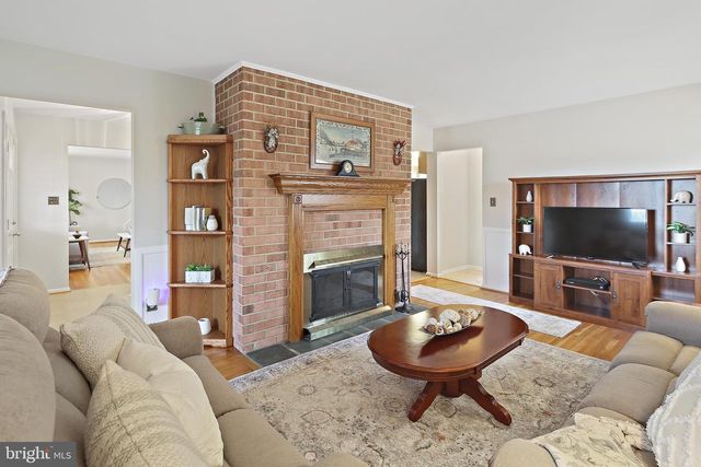 12624 SUMMERWOOD DR, Silver Spring, MD 20904