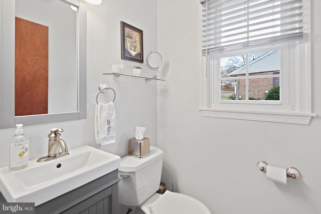 12624 SUMMERWOOD DR, Silver Spring, MD 20904