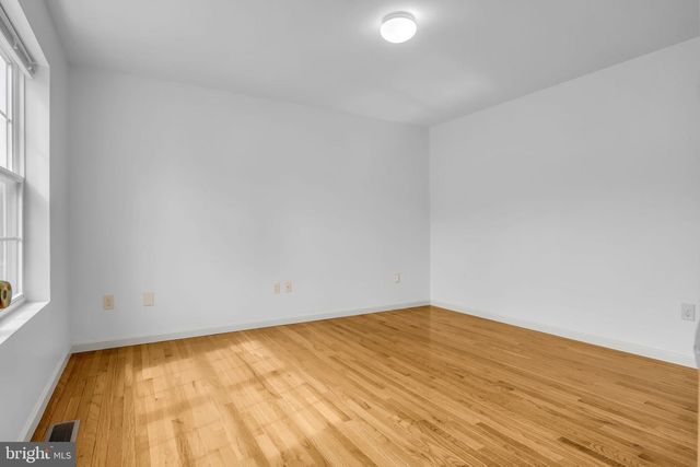 554 YALE ST, Harrisburg, PA 17111
