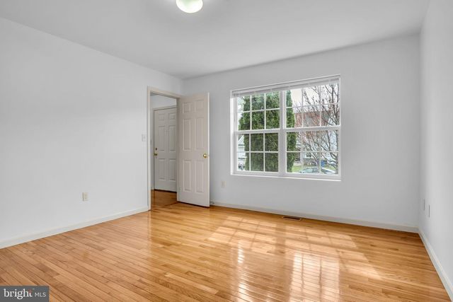 554 YALE ST, Harrisburg, PA 17111