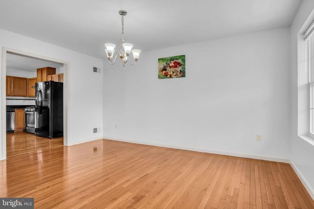 554 YALE ST, Harrisburg, PA 17111