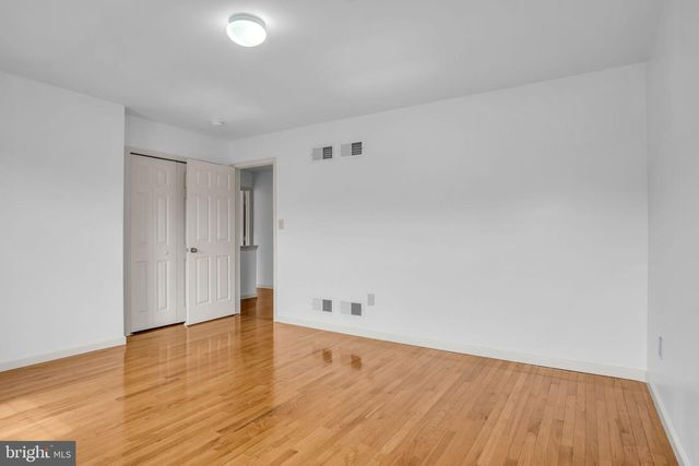 554 YALE ST, Harrisburg, PA 17111