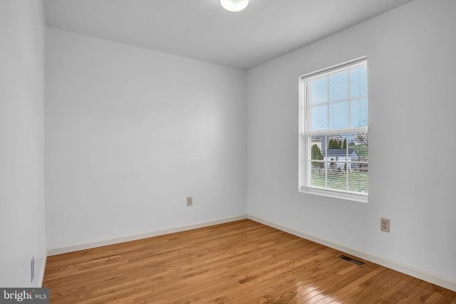 554 YALE ST, Harrisburg, PA 17111