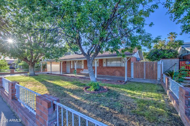 3428 W TUCKEY Lane, Phoenix, AZ 85017
