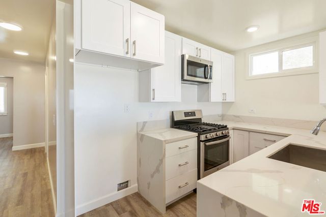 1836 The Strand, Hermosa Beach, CA 90254