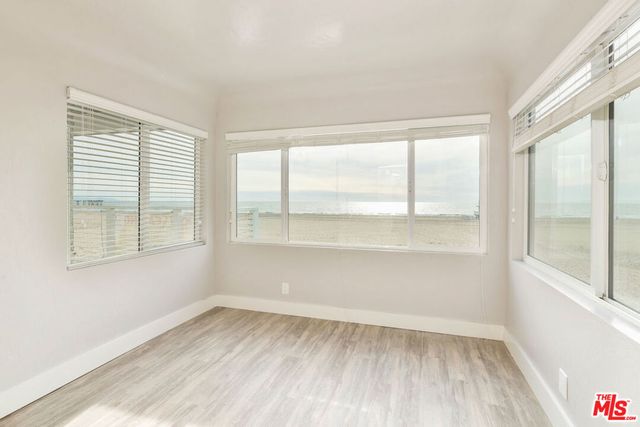 1836 The Strand, Hermosa Beach, CA 90254