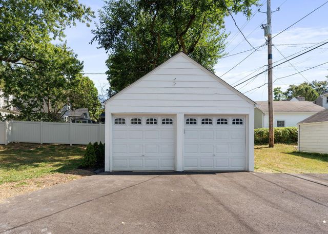 4466 Olentangy Boulevard, Columbus, OH 43214