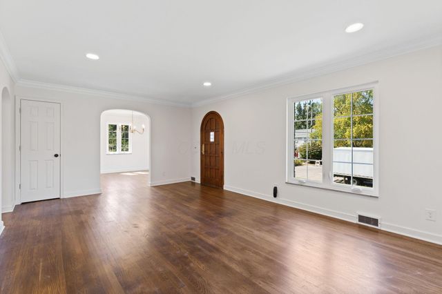 4466 Olentangy Boulevard, Columbus, OH 43214