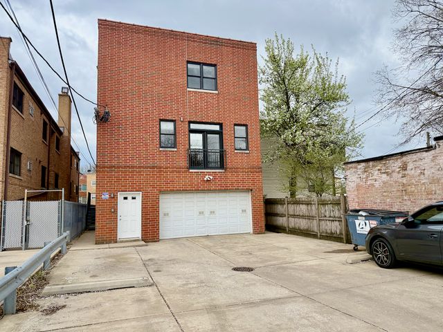 5558 W Edmunds Street 3, Chicago, IL 60630