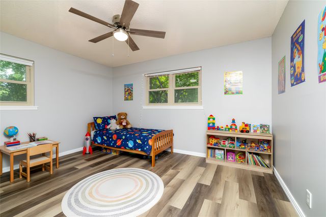 637 Post Oak Drive, Hurst, TX 76053